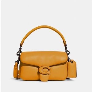 Coach Pillow Tabby 18 Shoulder Bag
